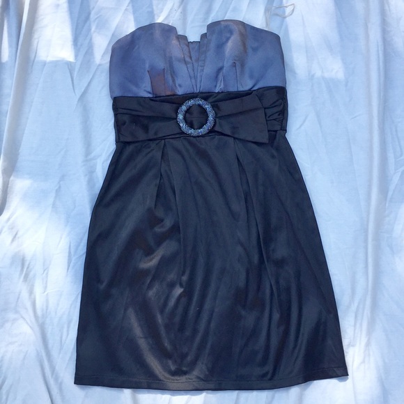 Trixxi Dresses & Skirts - Trixxi Satiny Black and Grey Dress
